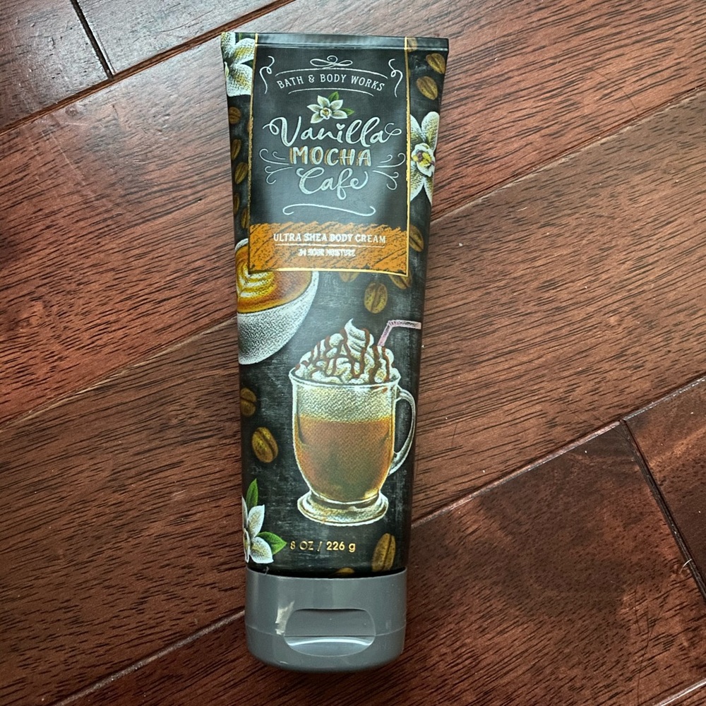 Vanilla Mocha Cafe Body Cream and Shower Gel